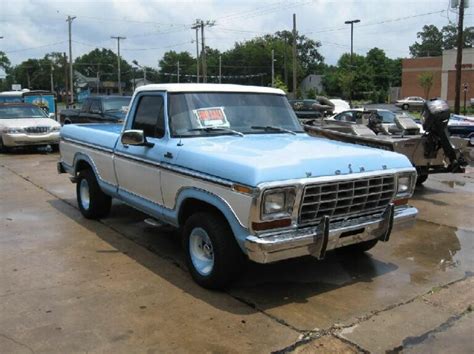 5L- Pristine, low miles , great gas milage!. . Craigslist trucks by private owner